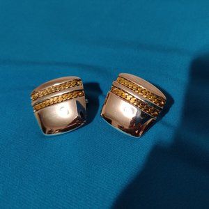 VINTAGE MONET CLIP EARRINGS